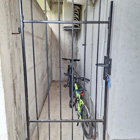 Apartment Cvijic Beige Punat Bagian luar foto